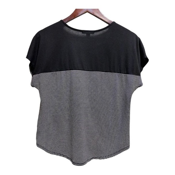 Black-and-white striped top by espresso size medium ￼ - Picture 2 of 3